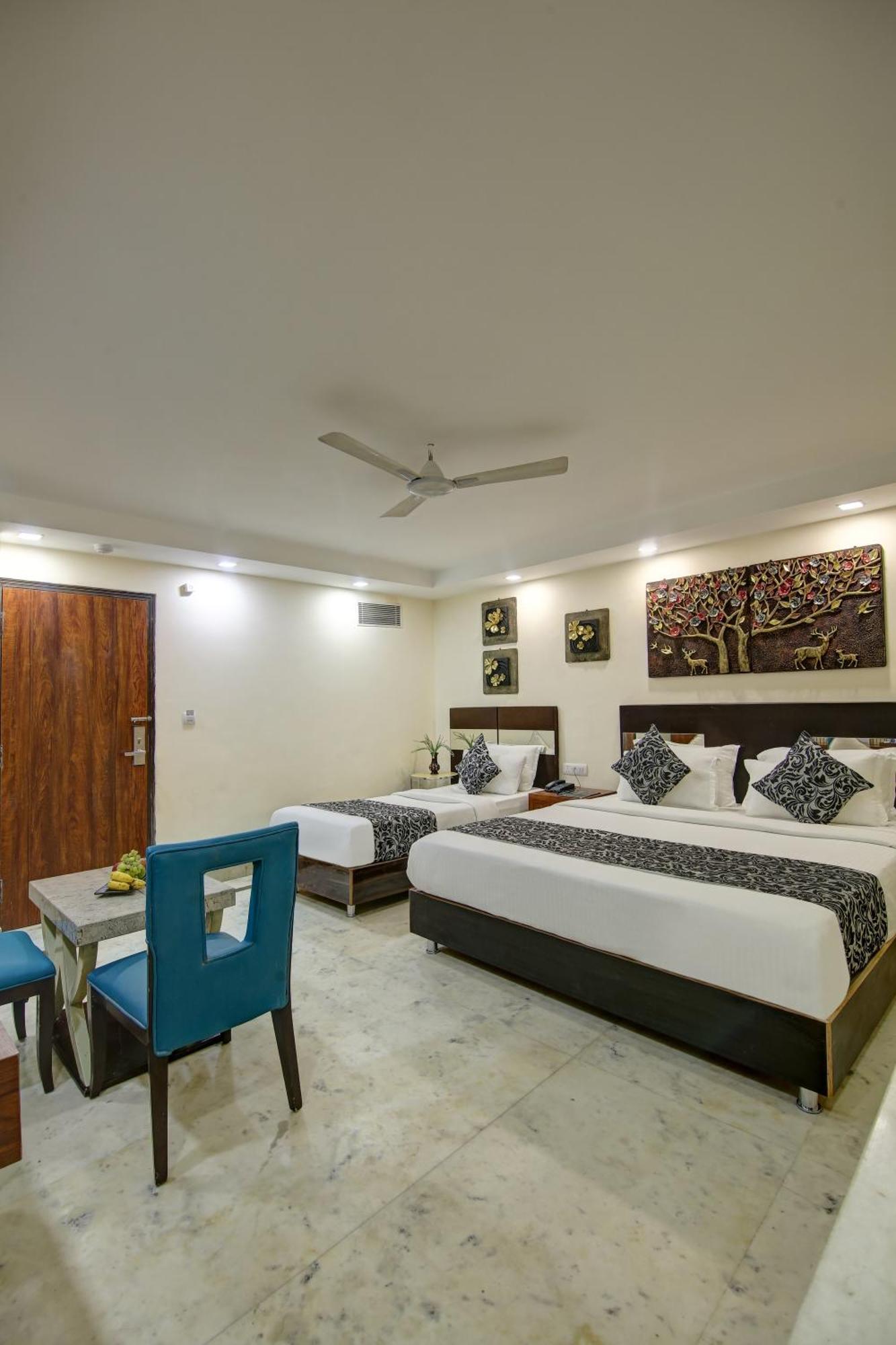 Hotel Neu Villa - Near Connaught Place & New Delhi Railway Station Dış mekan fotoğraf